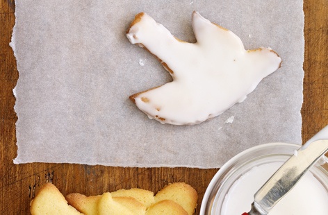 White iced dove cookies, day 2 thumb